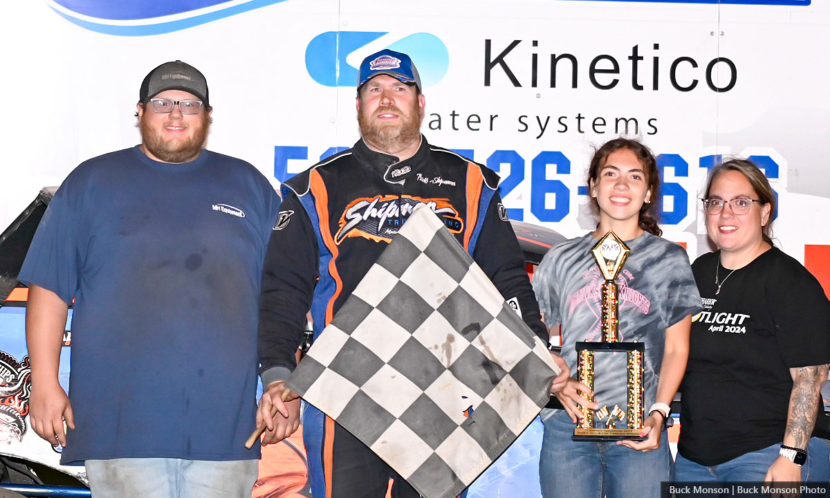 Travis Shipman won the USRA Stock Car main event.